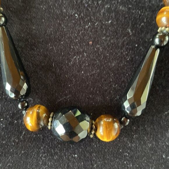 Set of 2 Tiger Eye Beaded Necklaces 18” - Picture 9 of 9